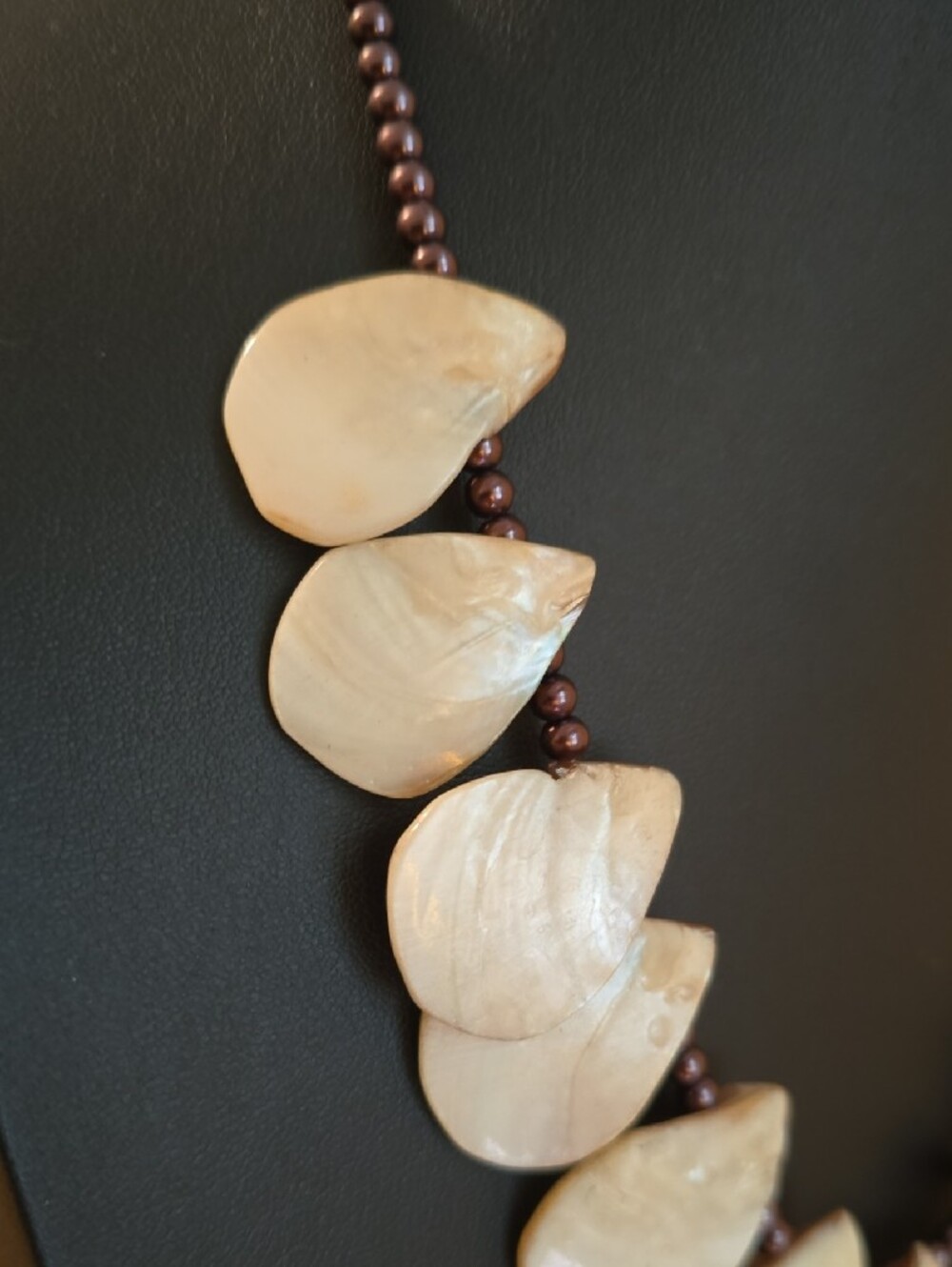 Artisan Mother of Pearl Teardrop Shell Statement Bib Necklace Iridescent - Picture 4 of 10